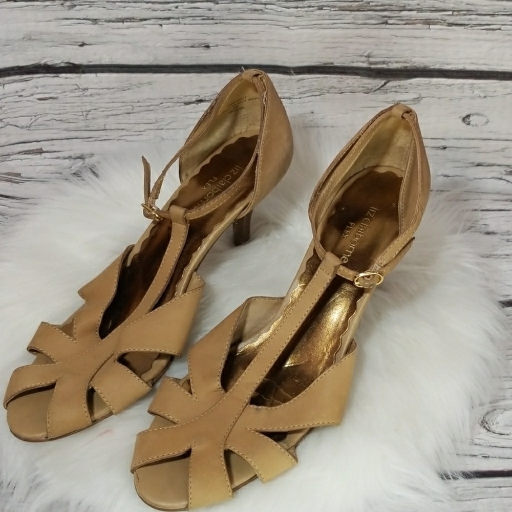 Liz Claiborne Nightfall leather ankle strap heels sz 8